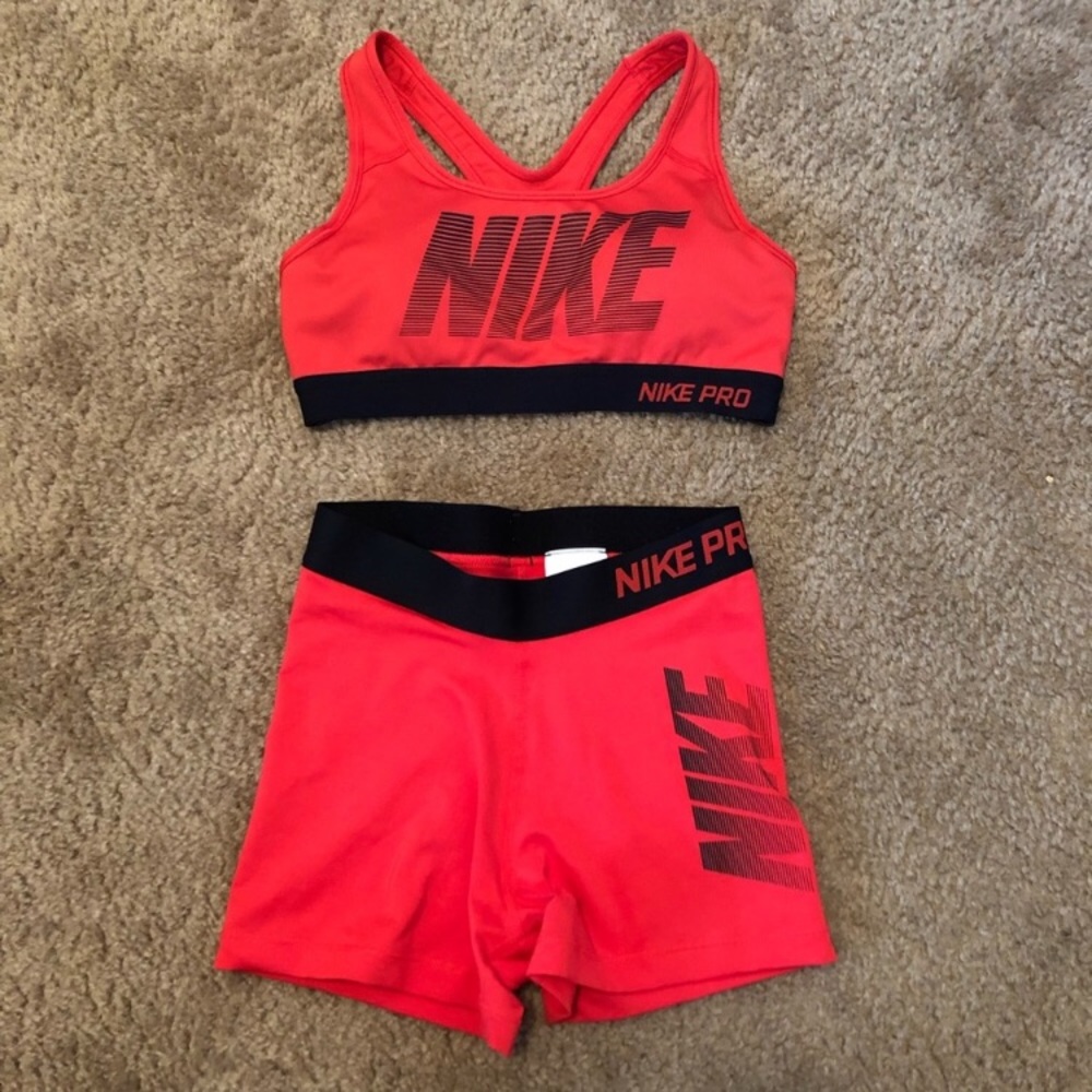 Nike pro red matching set - sports bra & shorts